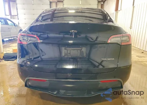 2023 Tesla Model Y из США, поврежденный, VIN 7SAYGDEEXPF643013